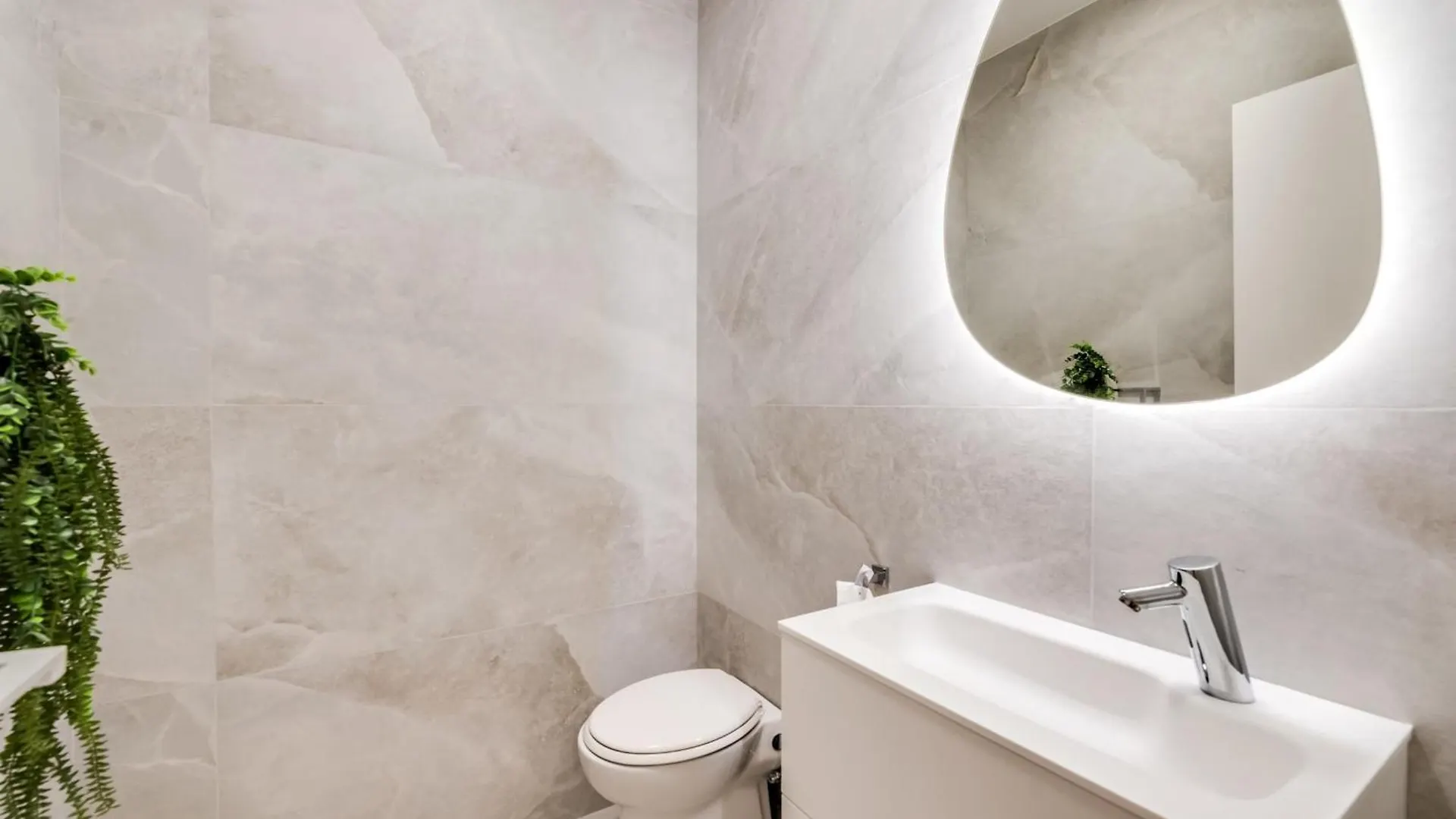 All About Villa Estrella De Oro Estepona