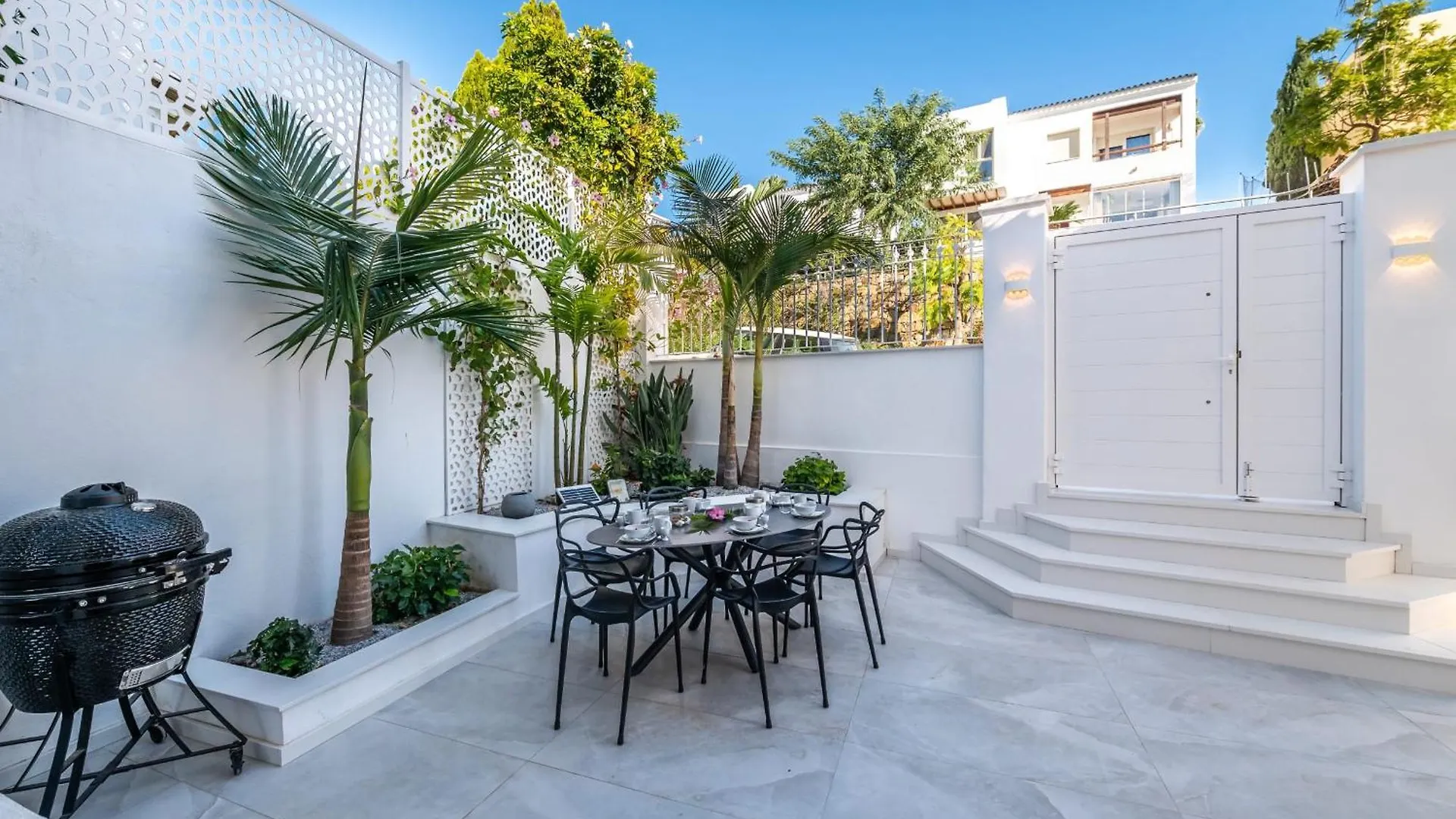 All About Villa Estrella De Oro Estepona Spain