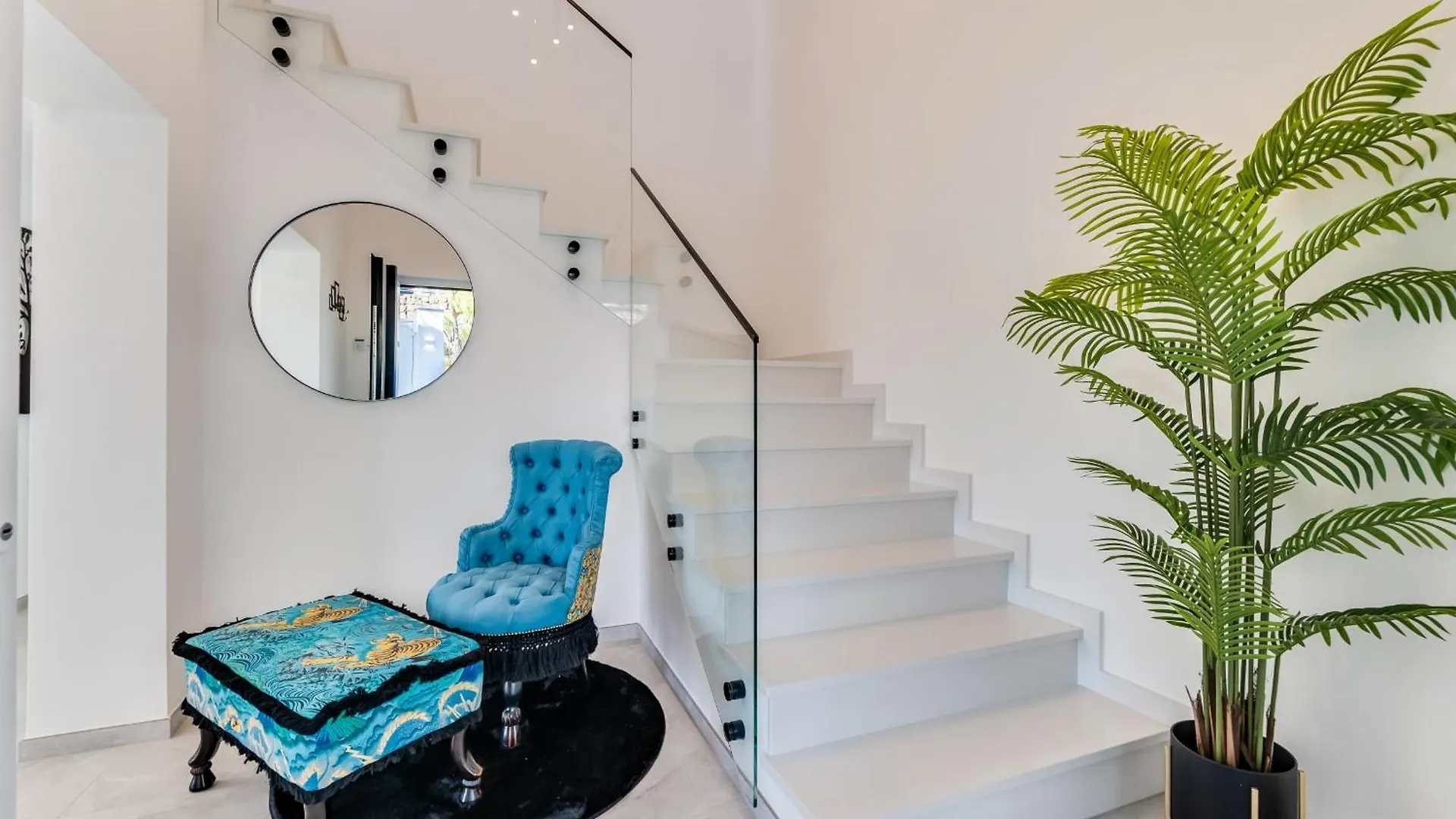 All About Villa Estrella De Oro Estepona 0*,  Spain