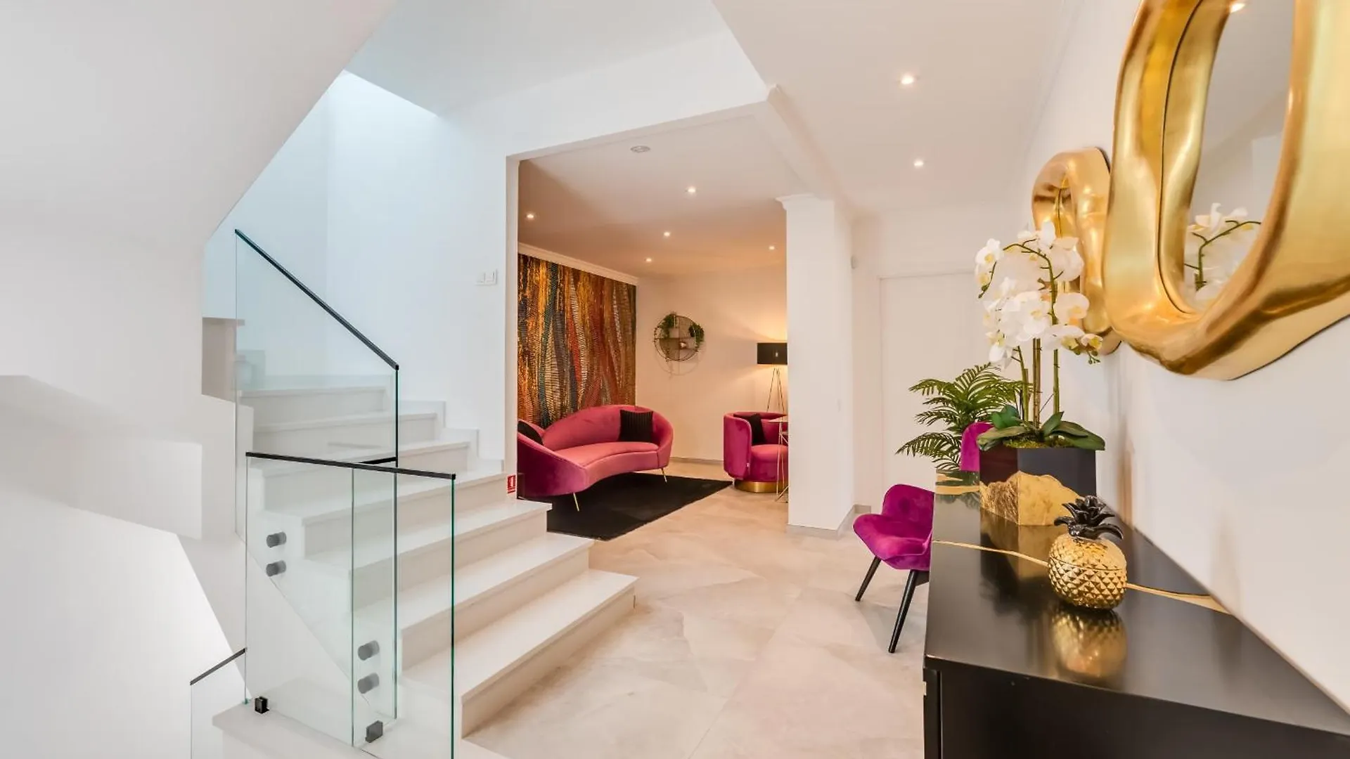 All About Villa Estrella De Oro Estepona