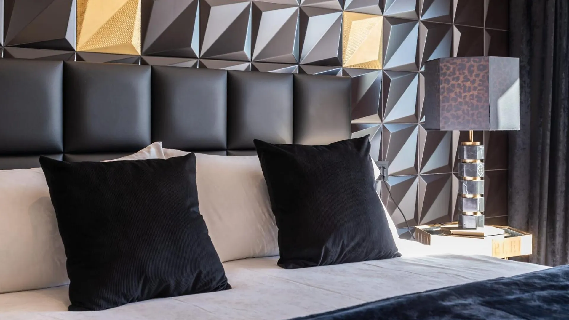 All About Villa Estrella De Oro Estepona