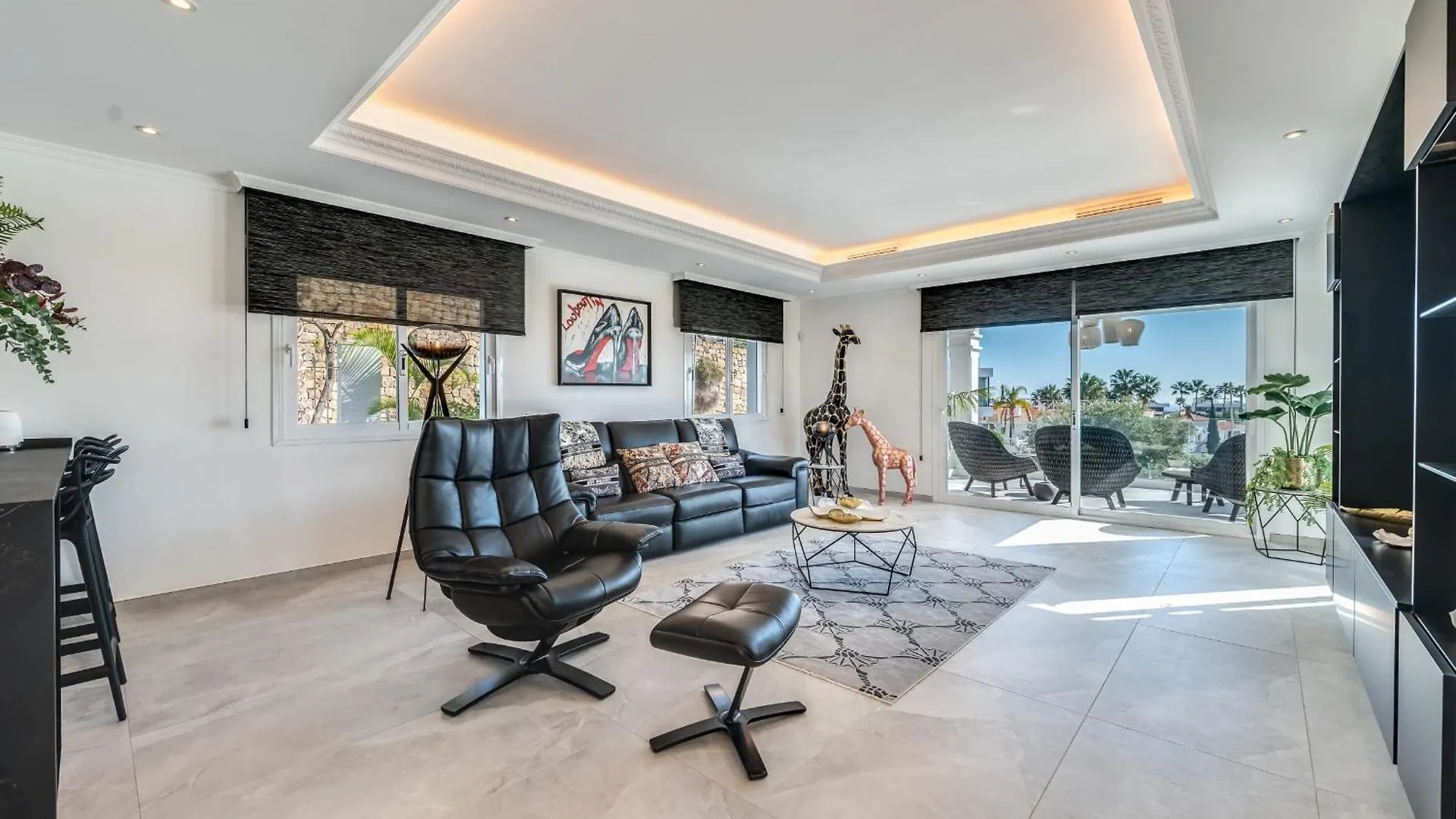 All About Villa Estrella De Oro Estepona 0*,  Spain